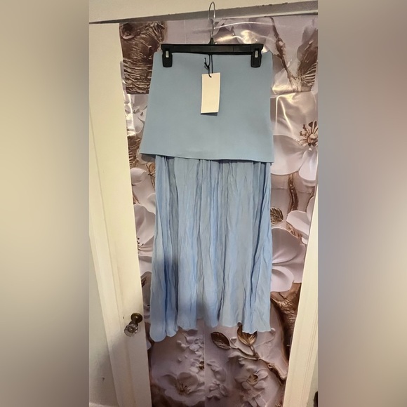 NWT ZARA blogger fav MIXED PLEATED SKIRT SIZE S
🚨FIRM PRICE NO ACCEPT OFFER - Picture 10 of 15